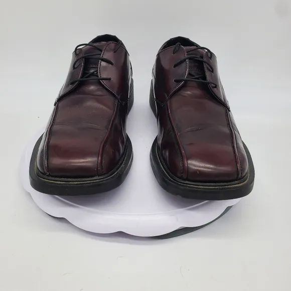 Kenneth Cole Reaction Dress Shoe Men’s 10 F Sqaure Toe Oxfords