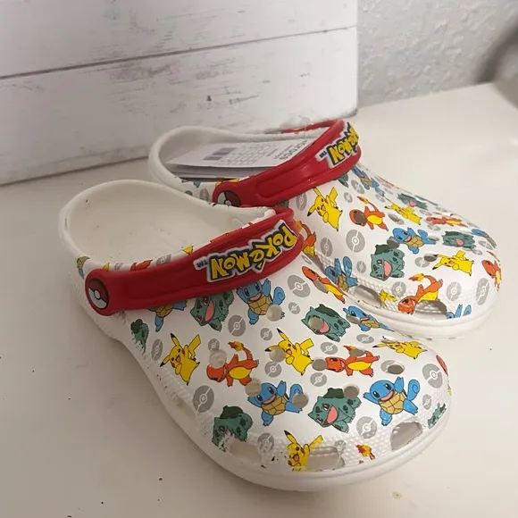 Kids Clogs - White and Red pokemon size 3