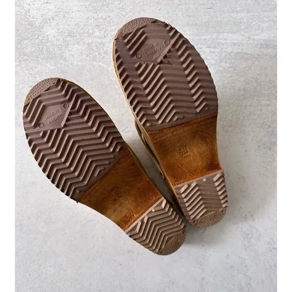 Kit   Clogs Suede Clogs