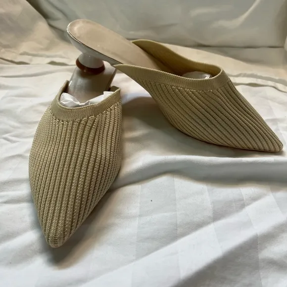 Kitten heel mule Summer color sand fabric upper stylized heels NWOT