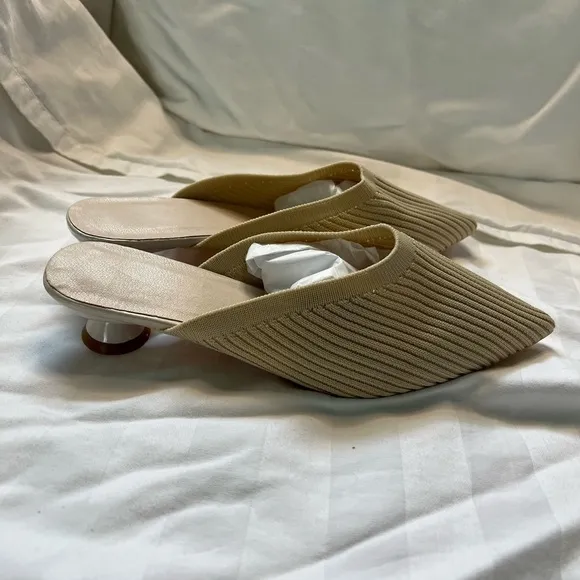 Kitten heel mule Summer color sand fabric upper stylized heels NWOT