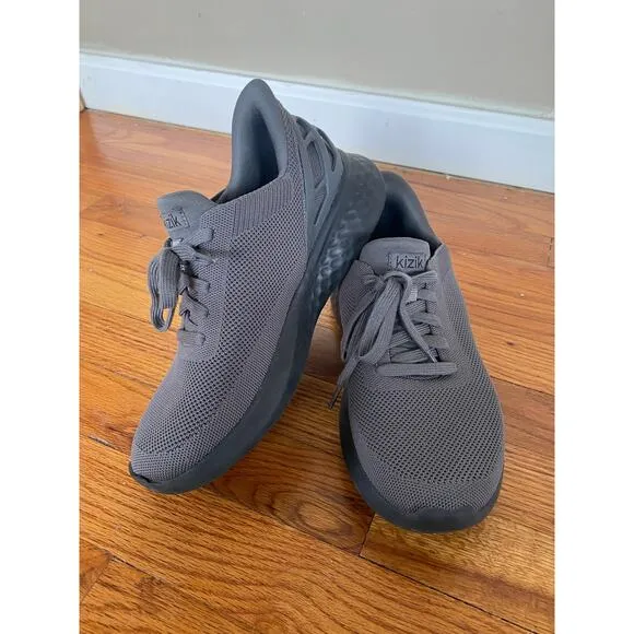 Kizik Athens slip on hands free mens 7 wide/ women’s 8.5 wide gray/black