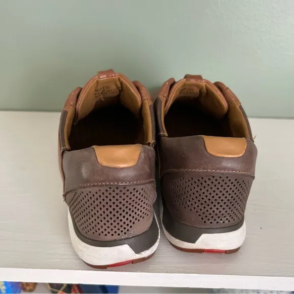 Kizik Brown Leather Boston Slip On Business Casual Shoes with Perforated Design