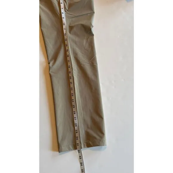 KJUS Ike Performance Golf Pants Men's Size 38x32 Chino 5-Pocket Tan Khaki