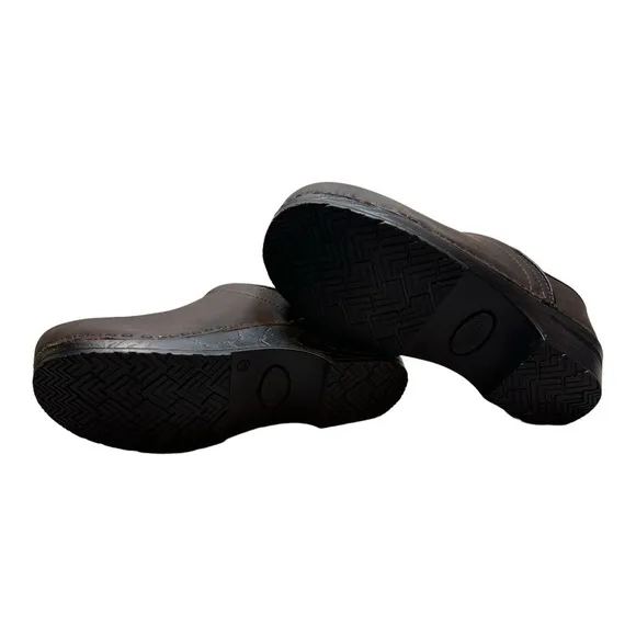 Klagn Swedish Professional Oiled Leather Clogs in Brown NIB