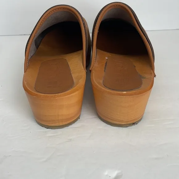 Klägn Women’s Swedish Comfort Tuva Wood Leather Clogs Camel 39 (8.5-9)