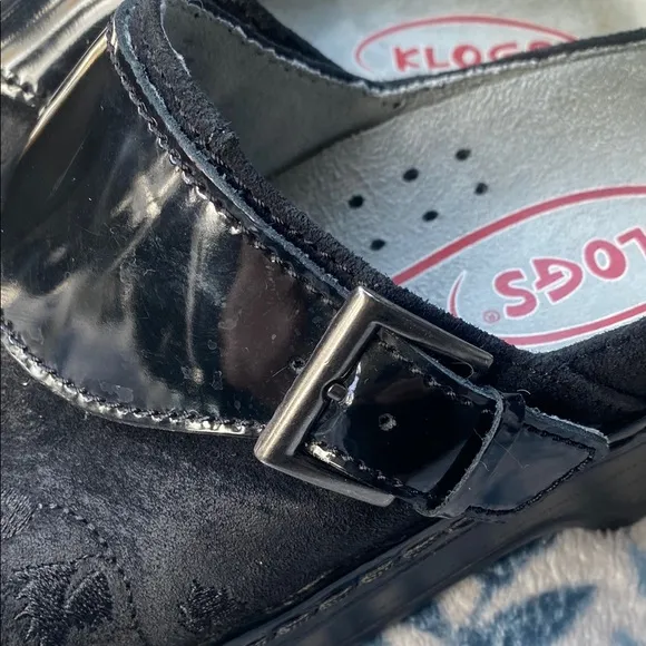 Klogs Black Size 8.5 Leather Maxum with Open Back and Sturdy Sole