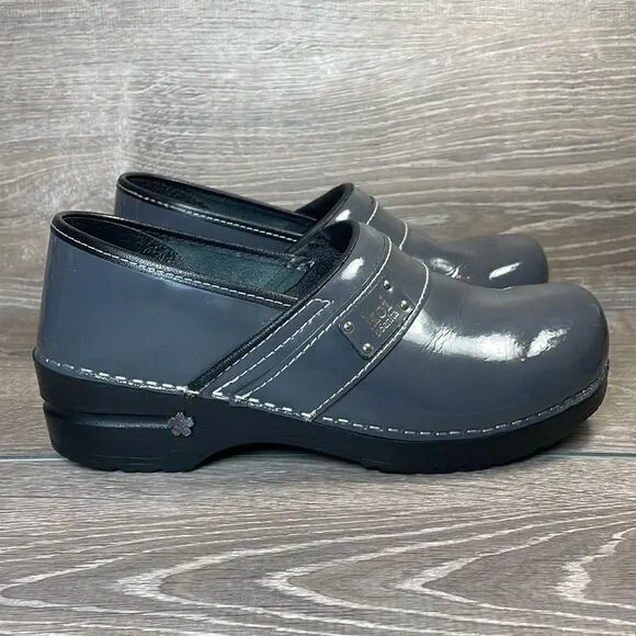 Koi by Sanita Lindsey Gray Patent Leather Women’s Size 9.5-10/EU 40 Slip On Clog