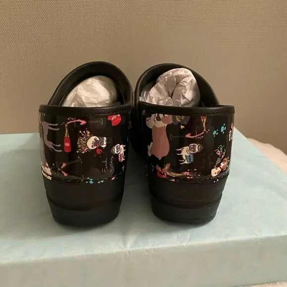 Koi By Sanita Women's Fancy Party Patent Leather Nursing Clogs BRAND NEW