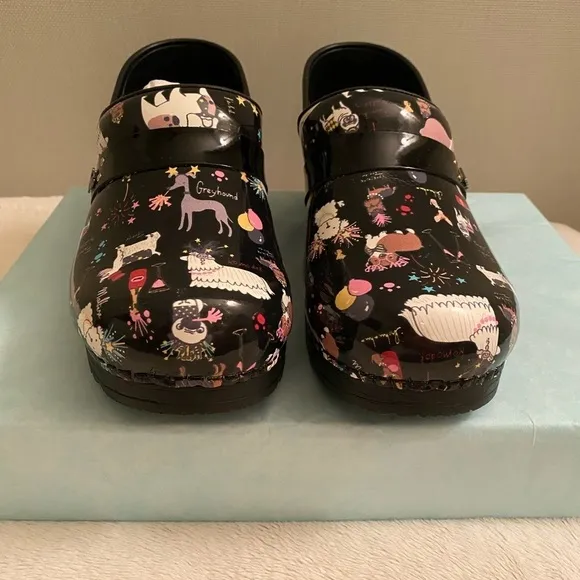 Koi By Sanita Women's Fancy Party Patent Leather Nursing Clogs BRAND NEW