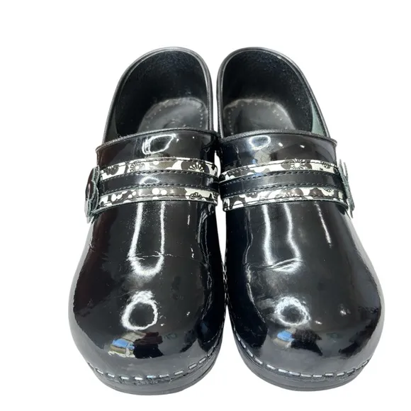 Koi Sanita Comfort Clogs Black White Floral Womens Shoe Size EU 40 US 9 / 9.5