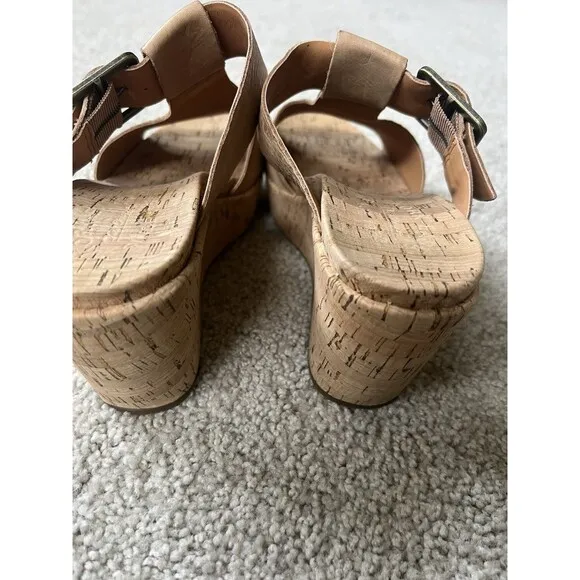 Kork Ease Andi Wedge Sandal Heel Cork Platform Size 9 M Brown Beige NWOB
