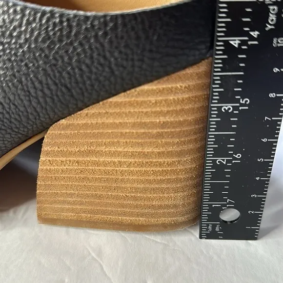 Kork-Ease Challis Black Leather Slip On Mules Women’s Size 11
