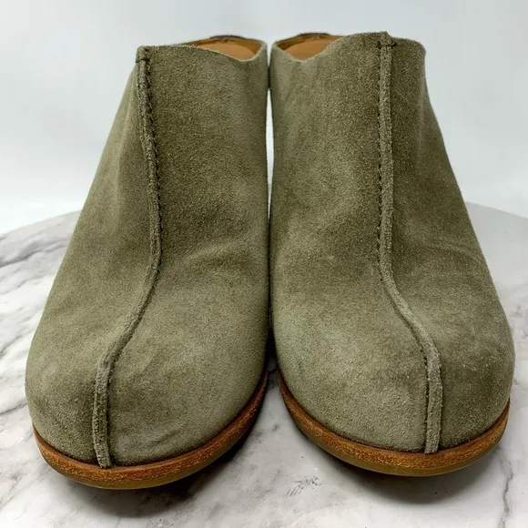 Kork-Ease Sagano Block Heel Suede Clogs 6 Classic Comfort Bohemian Fall Neutral