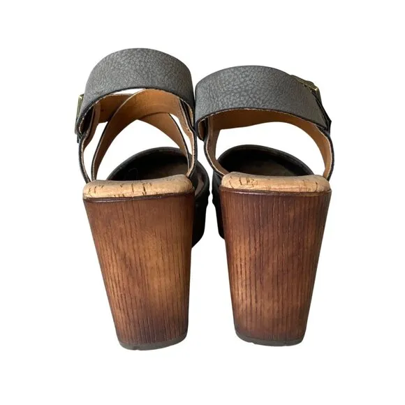 Korks Kork Ease Wendy Cross Strap Closed Toe Studded Clogs Sz 6M Boho Festival