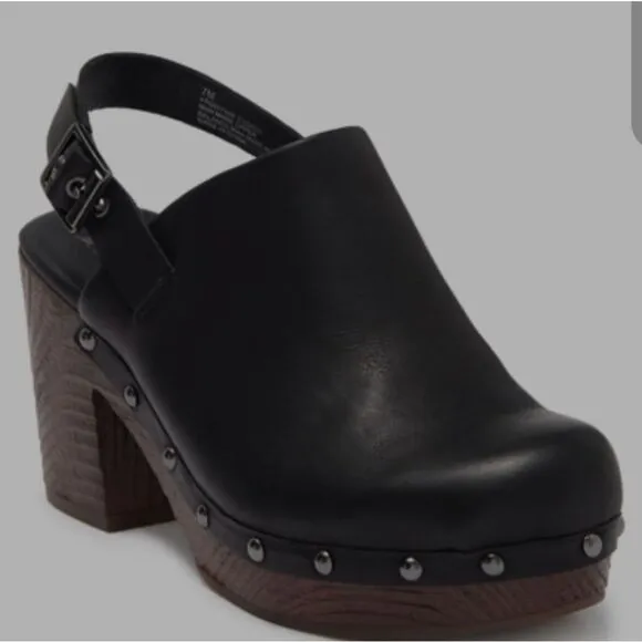 Korks Women's Black Leather Clogs