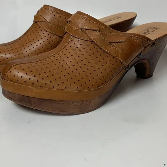 KORS Michael KORS womens leather shoes clogs mules size 11 studded wooded heel