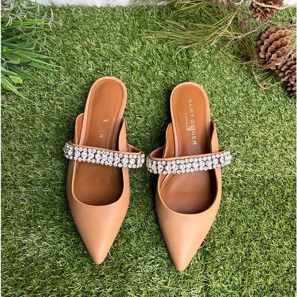 KURT GEIGER LONDON PRINCELY Camel Leather Crystal Strap Flat Mules size 8 new