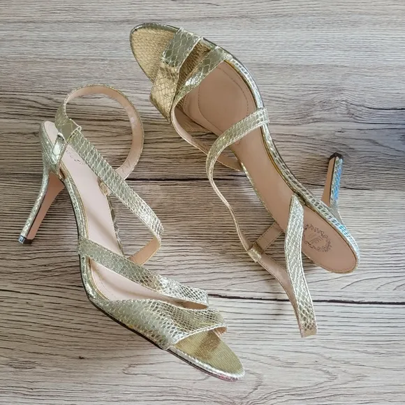 L. Miller gold reptile heeled sandals size 11