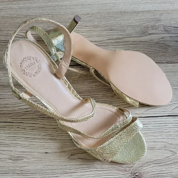 L. Miller gold reptile heeled sandals size 11