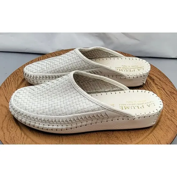 La Plume White Leather Italian Sandal Size 8.5 / 39 Slip-on Mule Woven