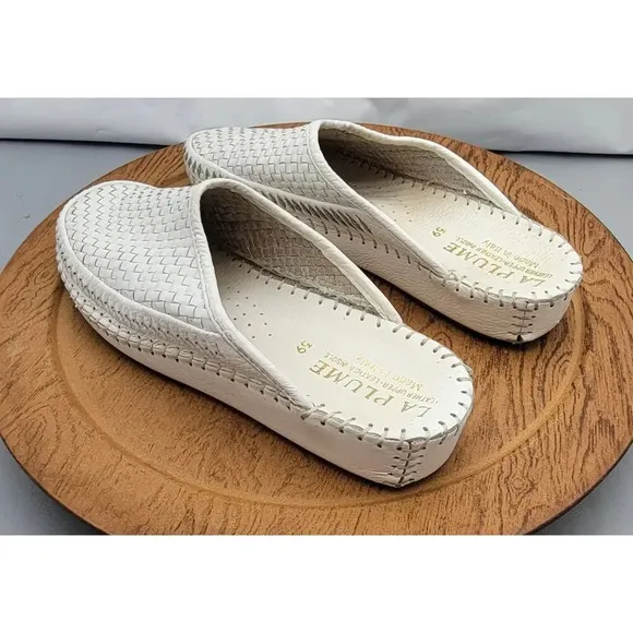 La Plume White Leather Italian Sandal Size 8.5 / 39 Slip-on Mule Woven