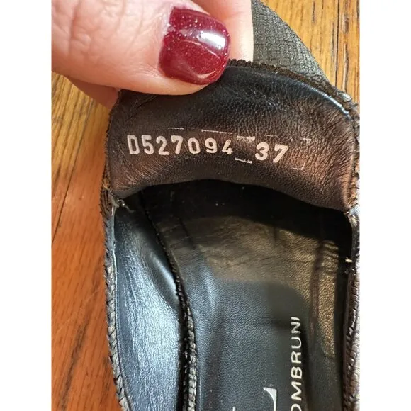 Ladies Attilio Giusti Leombruni $320 Textured Mule 37 / 7 Black Shoes GUC