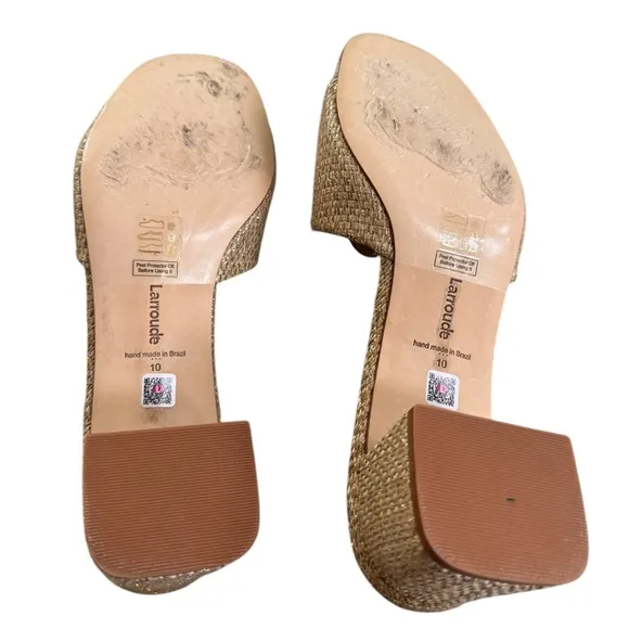 Larroudé Flora Mules in gold 10