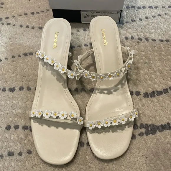 Larroudé Goldie Mules  Goldie Mules