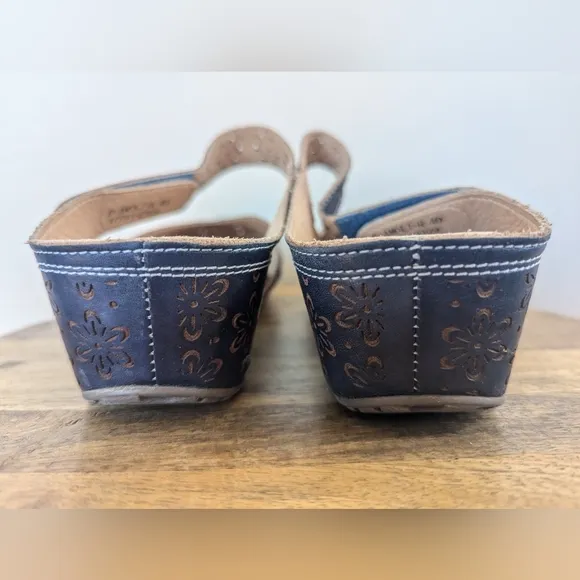 L'Artiste by Spring Step Spikey Clogs, Floral, Navy Blue (SIZE 40/9)