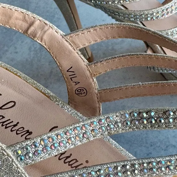 LAUREN LORRAINE Silver Metallic Platform Stiletto Heels with Crystals, Size 6.5