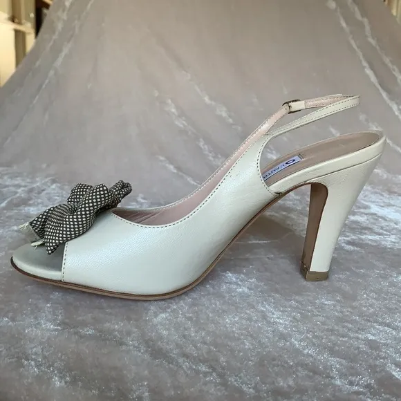 L’AUTRE CHOSE sling back open toe heels