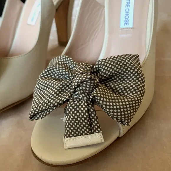 L’AUTRE CHOSE sling back open toe heels