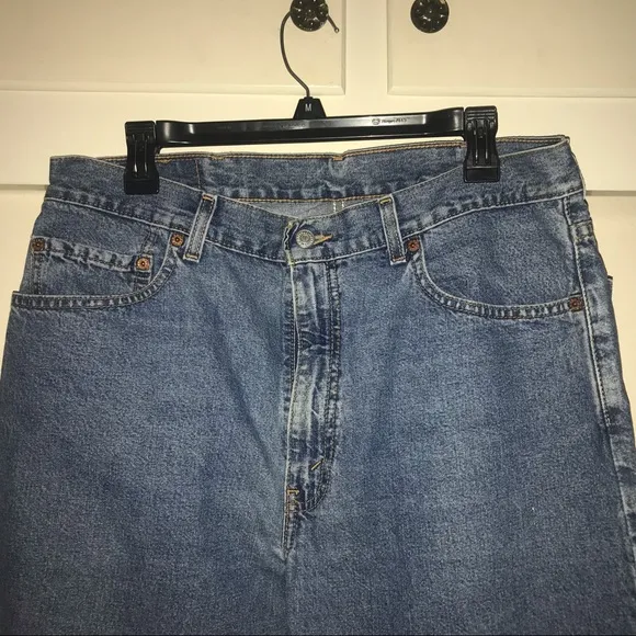 Levi Strauss&amp; co. Men’s regular fit jeans 505