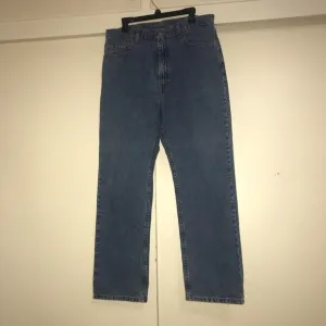 Levi Strauss&amp; co. Men’s regular fit jeans 505