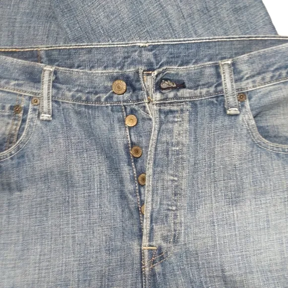 Levi's 501 Original Fit Straight Leg Button Fly Jeans 34 x 32
