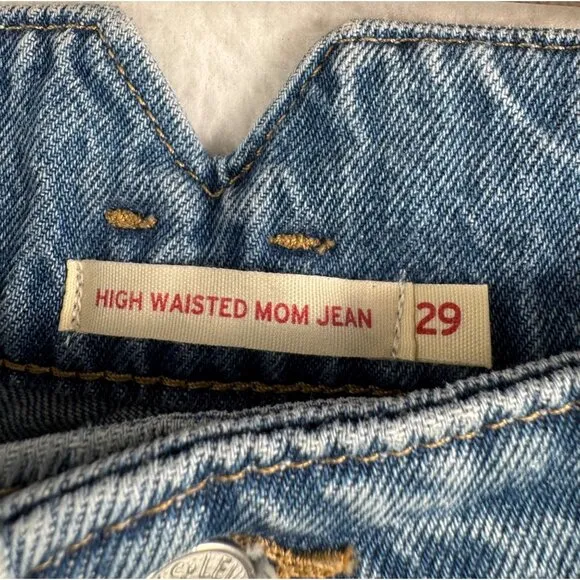 Levis Button Fly high waisted notch Mom jeans blue sz 29x27 retro