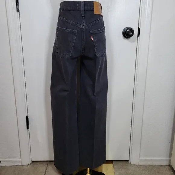 Levi's Ribcage Wide Leg Jeans Size 24 Quality Denim