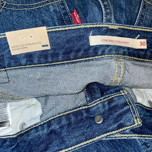 Levi's® Women's Low Pro Loose Fit Jeans Size 30/10 NWT