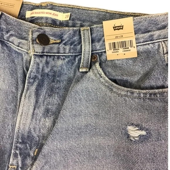 Levi’s Women’s Size 28 JEANS MOM HIGH-WAISTED LEVI'S® Azul claro