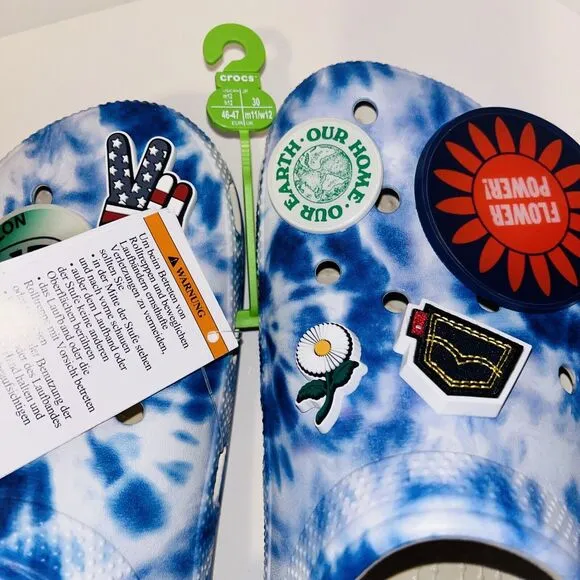 Levis X Crocs Classic Clog Blue Tie Dye Men's 12 Levi Strauss Peace Love Charms