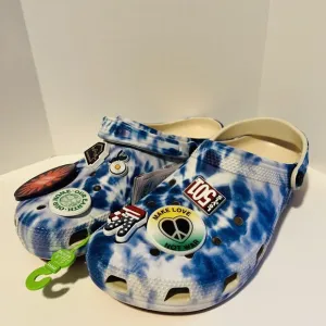 Levis X Crocs Classic Clog Blue Tie Dye Men's 12 Levi Strauss Peace Love Charms