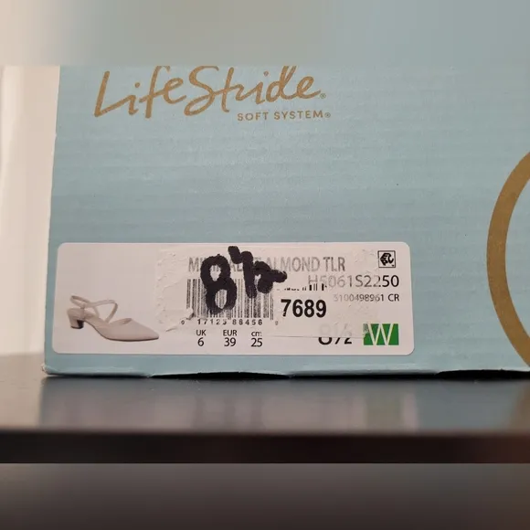 Lifestride Womens Minimalist Pumps, Almond Milk, Size 8.5W (Wide Fit)