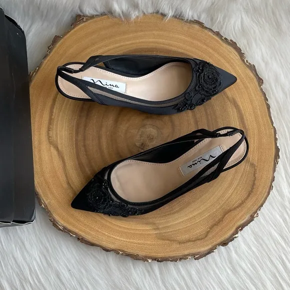 LIKE NEW Nina Taela slingback pointed toe black satin kitten heels