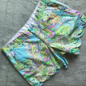Lilly Pulitzer Buttercup Shorts Double Trouble 0