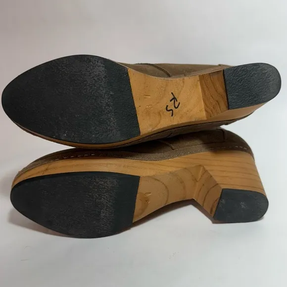 Lisa b. Mushroom Suede Leather Platform Clogs Ankle Booties