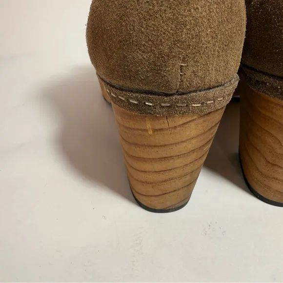 Lisa b. Mushroom Suede Leather Platform Clogs Ankle Booties