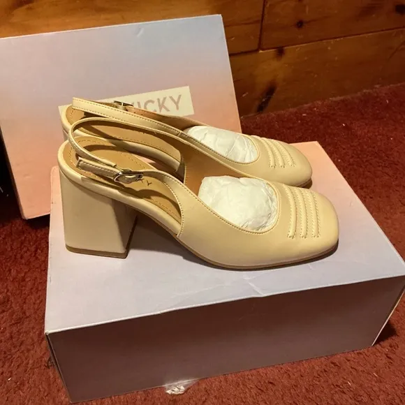 LisaVicky Grand-v Slingback Block Heels