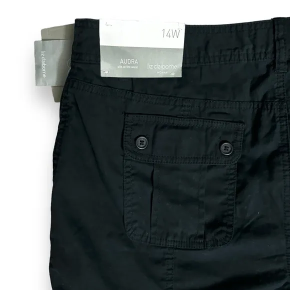 LIZ CLAIBORNE WOMAN Cargo Shorts Audra Fit
