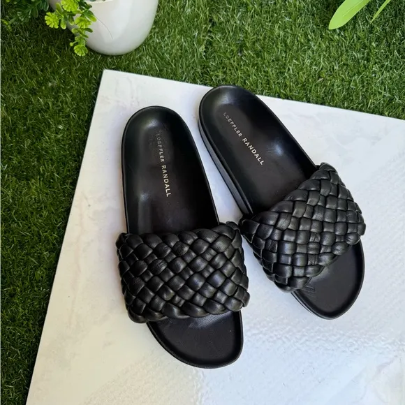 Loeffler Randall Women's SonnieSandal black size 7 gently used